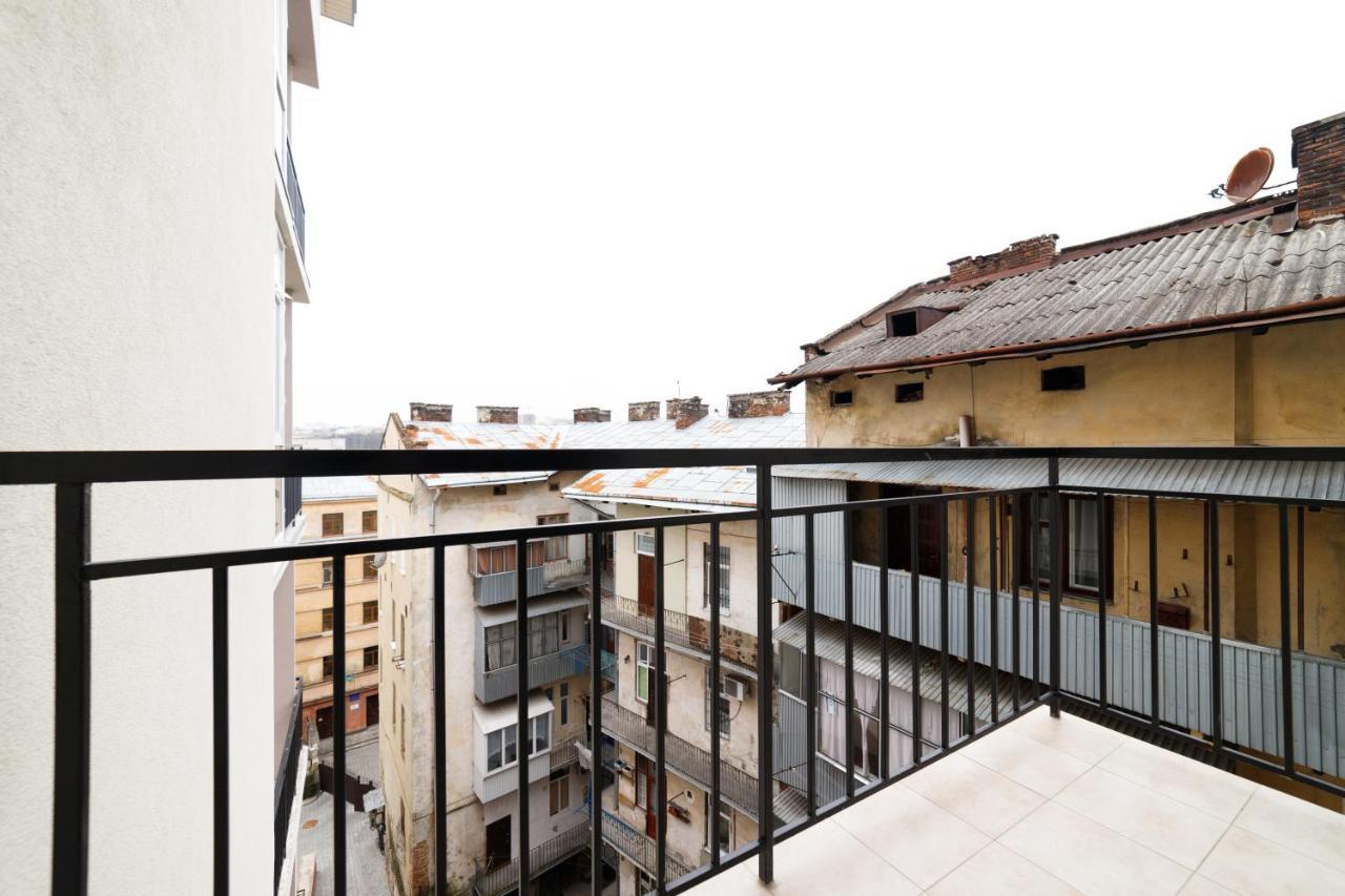 Lux Apartments Lviv Exterior photo