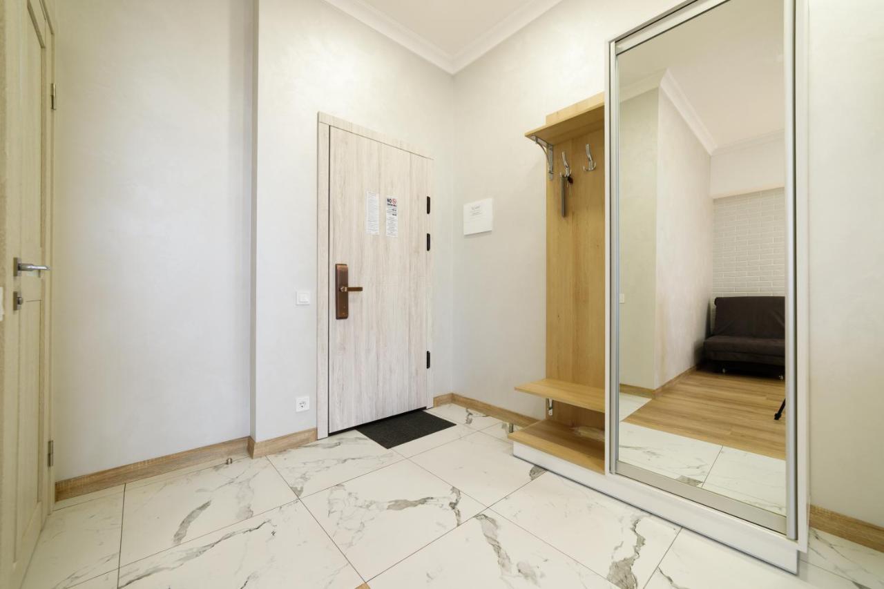 Lux Apartments Lviv Exterior photo