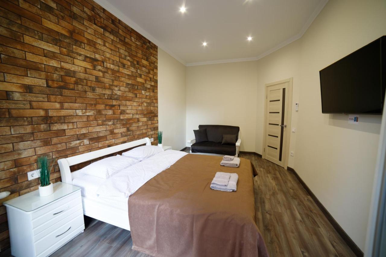 Lux Apartments Lviv Exterior photo